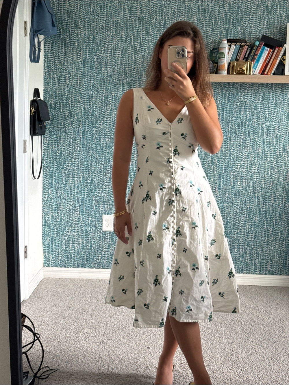 Anthropologie White Floral Button-Front V-Neck Midi Dress size medium - Picture 3 of 3